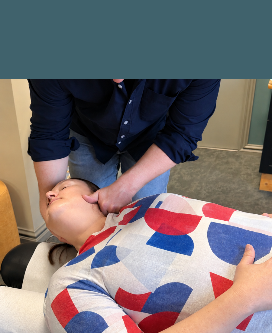 chiro manipulation 2